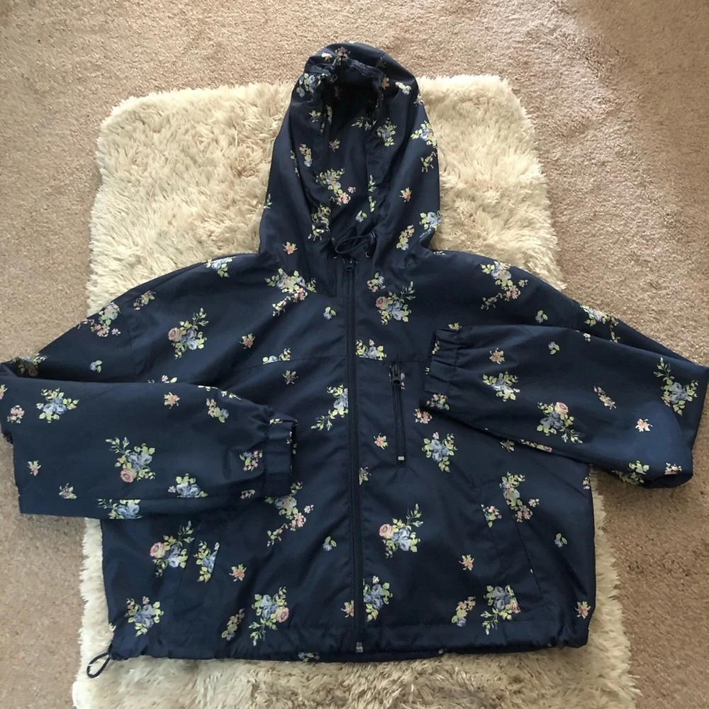NWOT wild fable size S floral cropped rain jacket - Picture 1 of 7